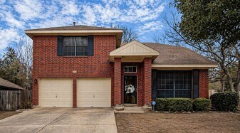 12900 Medina River Way in Austin, TX - Building Photo