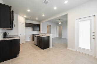 1430 Shadow Hl Ln in Temple, TX - Building Photo - Building Photo