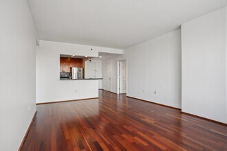 3110 City Pl in Edgewater, NJ - Building Photo - Building Photo
