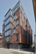 8 Newcomb St in Boston, MA - Foto de edificio - Building Photo