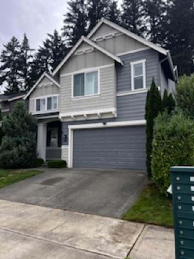10241 Sentinel Loop in Gig Harbor, WA - Building Photo - Building Photo