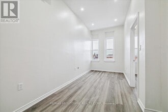 68 Peel St in Norfolk, ON - Building Photo - Building Photo