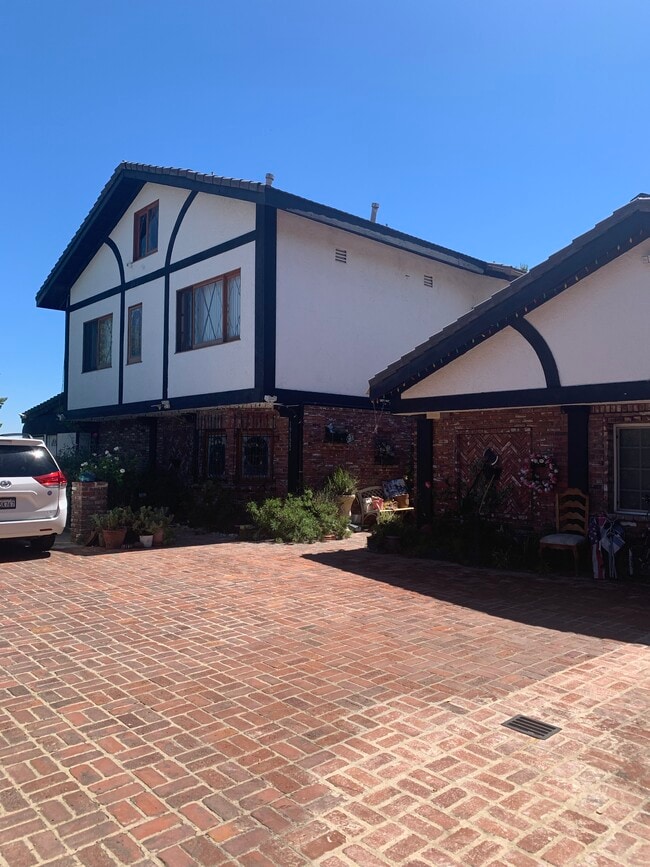 property at 19122 Clymer St