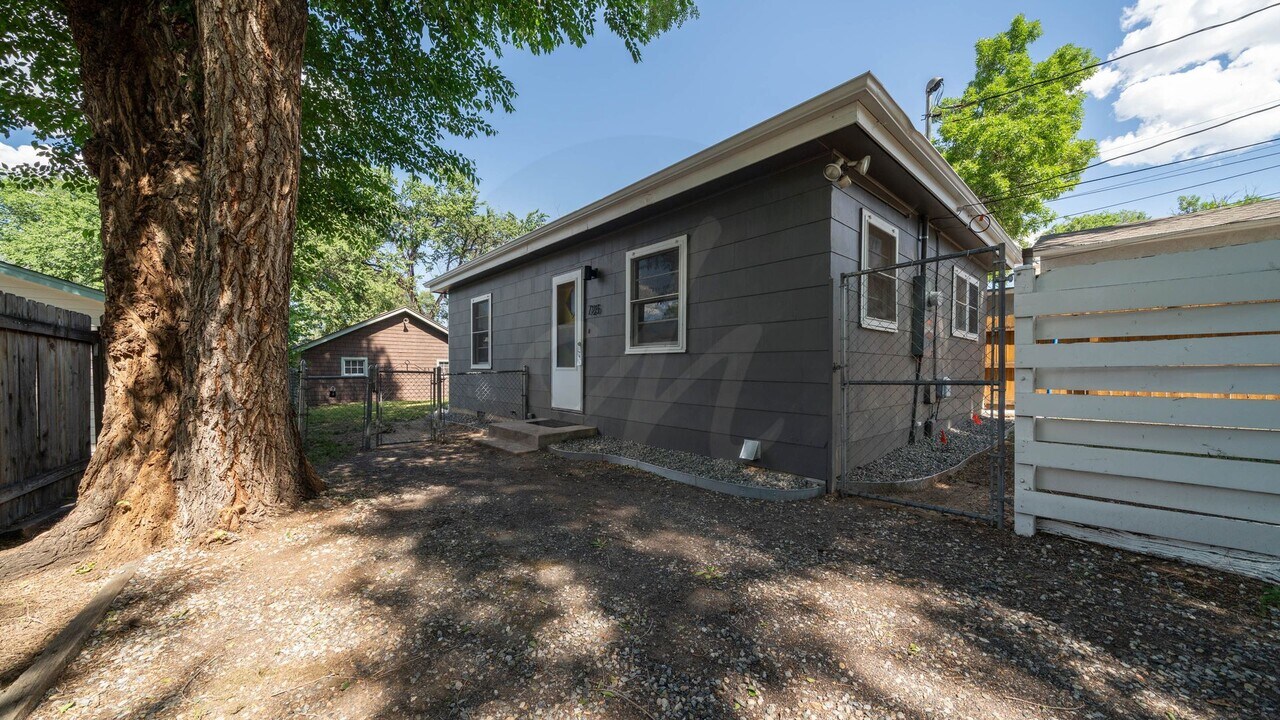 725 Arcadia Pl in Colorado Springs, CO - Building Photo