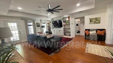 628 Joe Bruer Rd in Level Plains, AL - Building Photo - Building Photo