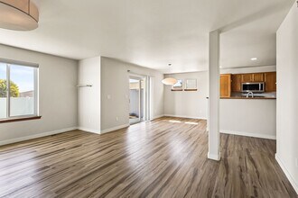 2003 Wellington Dr in Yakima, WA - Building Photo - Building Photo