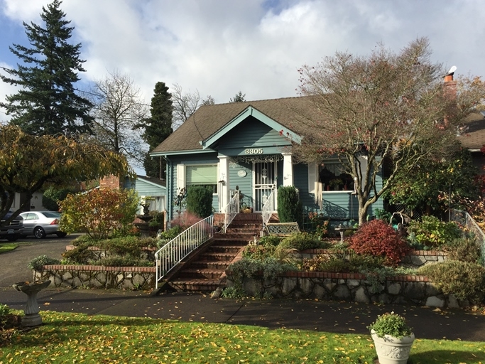 3241-3305 NE 70th Ave in Portland, OR - Foto de edificio