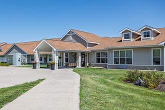 Mill Pond in Ankeny, IA - Building Photo - Building Photo
