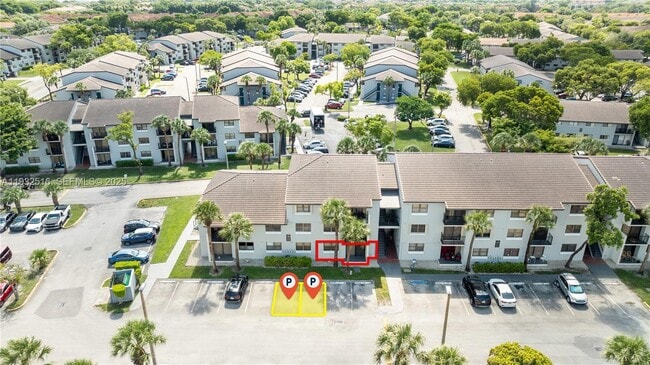 7200 NW 179th St in Hialeah, FL - Building Photo - Building Photo