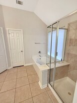 1803 Lookout Forest in San Antonio, TX - Building Photo