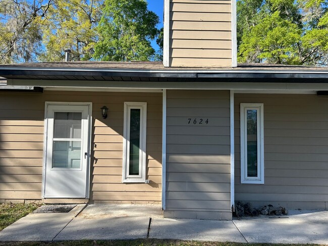 7624 SW 56th Ave in Gainesville, FL - Building Photo - Building Photo