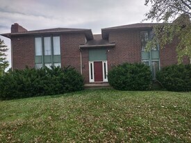 332 Southampton Dr, Unit #2 in Columbia, MO - Building Photo