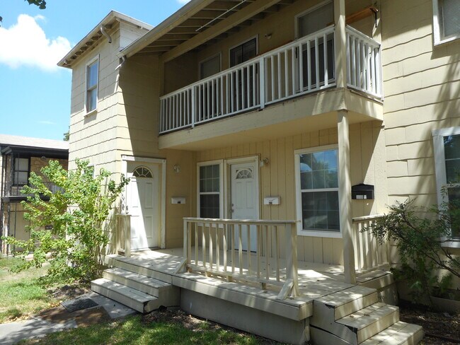 615 Donaldson Ave, Unit 615