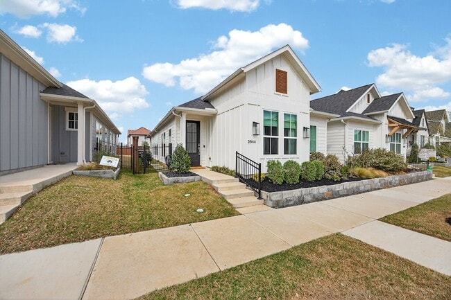 3944 Grayson Ln in Frisco, TX - Foto de edificio - Building Photo