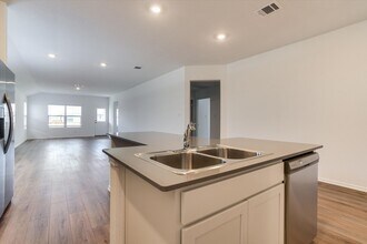 131 Tofalla in Kyle, TX - Building Photo - Building Photo