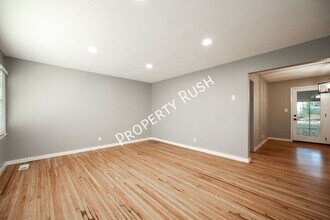 205 Hilltop Dr in Rossville, GA - Building Photo - Building Photo