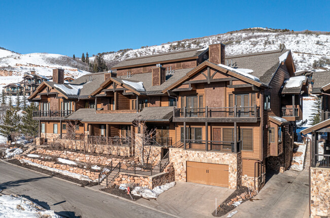 4301 Willow Draw Dr in Park City, UT - Building Photo - Building Photo