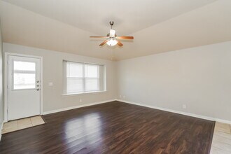 4933 Lemon Grove Dr in Fort Worth, TX - Building Photo - Building Photo