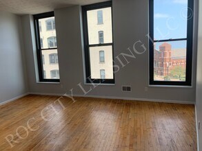 214-216-216 Andrews St in Rochester, NY - Building Photo - Building Photo