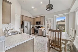 12418 King Louis Dr in Houston, TX - Building Photo - Building Photo