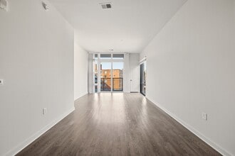 Cortland Columbia Pike in Arlington, VA - Building Photo - Building Photo