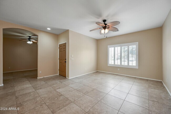 12818 W Mulberry Dr in Avondale, AZ - Building Photo - Building Photo