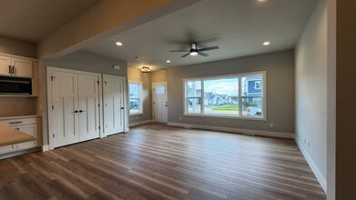 4858 Suelo Rd in Fitchburg, WI - Building Photo - Building Photo