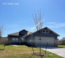 2372 Anne Ln in Blanchard, OK - Building Photo