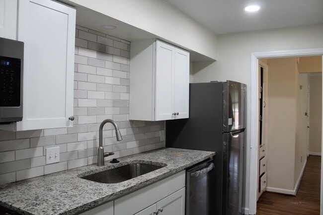 1448 Elmwood Ave, Unit A in Columbus, OH - Building Photo - Building Photo