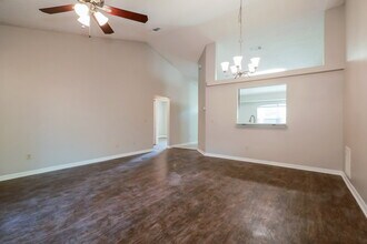 8173 Pilgrims Trace Dr in Jacksonville, FL - Building Photo - Building Photo