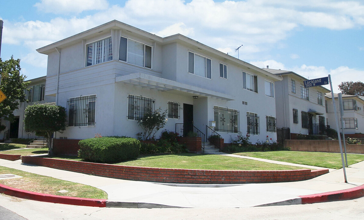 3836 Lockland Dr in Los Angeles, CA - Building Photo