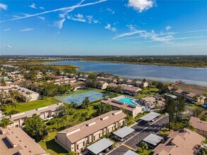 9209 Seminole Blvd in Seminole, FL - Building Photo - Building Photo