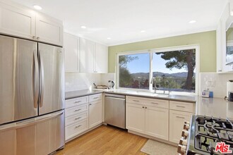 3106 Voltaire Dr in Topanga, CA - Building Photo - Building Photo