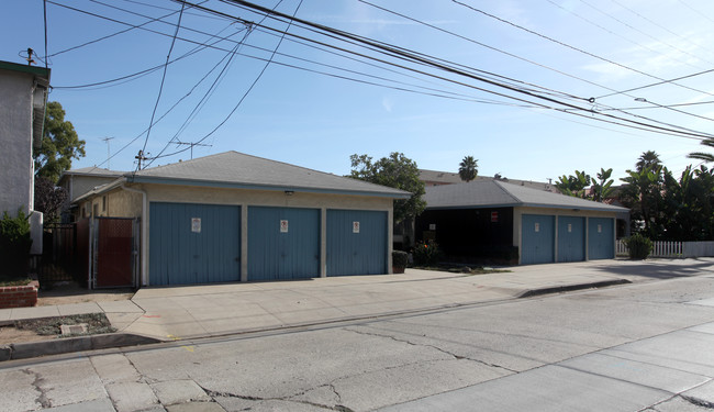 1058-1060 Termino Ave in Long Beach, CA - Building Photo - Building Photo