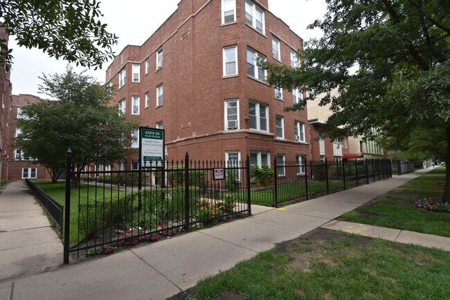 4424 N Wolcott Ave in Chicago, IL - Building Photo - Building Photo