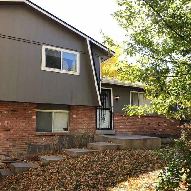 2724 Meadowlark Ave in Fort Collins, CO - Building Photo - Building Photo