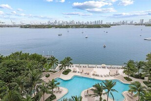 910 West Ave in Miami Beach, FL - Building Photo