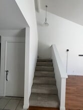 211 Stanford in Irvine, CA - Building Photo - Building Photo