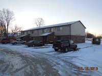 300 S West St in Milroy, IN - Foto de edificio - Building Photo