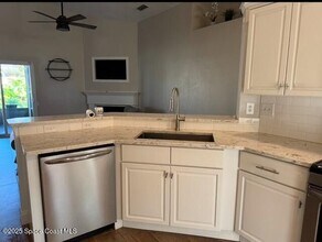 7040 Hammock Trace Dr in Melbourne, FL - Building Photo - Building Photo
