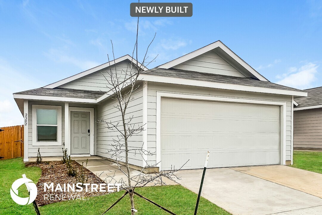 2302 Great Belt Blvd in Crandall, TX - Building Photo