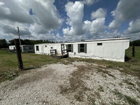 3620 Carver Rd in Diamond, MO - Building Photo