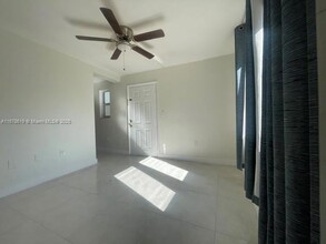 1361 SW 4th St, Unit 6 in Miami, FL - Building Photo - Building Photo