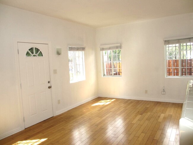 1204 N Citrus Ave, Unit 1204 N. Citrus Ave