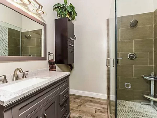 property at 105 Lindsey Dr