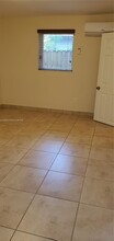 1740 NE 148th St in Miami, FL - Building Photo - Building Photo