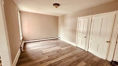 911 Laufer St in Bethlehem, PA - Building Photo - Building Photo