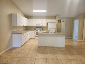 415 NE 25th Ave in Cape Coral, FL - Building Photo - Building Photo