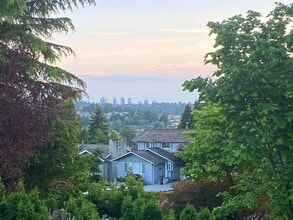 2133 Sperling Av in Burnaby, BC - Building Photo - Building Photo