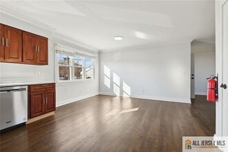 2227 Lewis Pl in South Plainfield, NJ - Building Photo - Building Photo